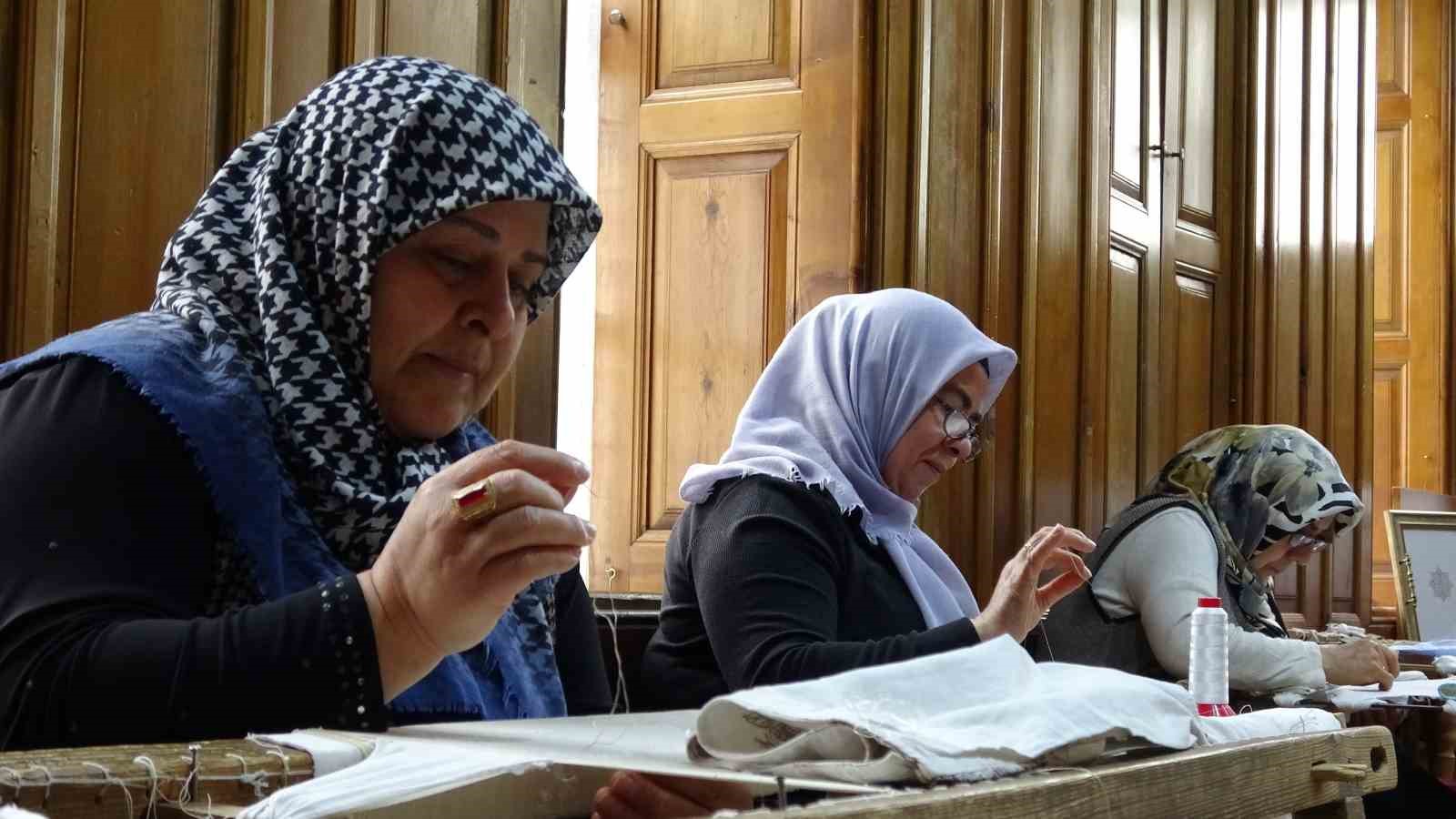 binbir emekle yapilan antep isi nakis unesco tarafindan tescillendi 2 Z9k7sBjt