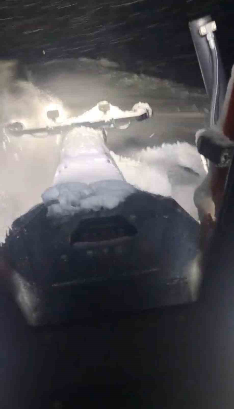 bingol genelinde karla mucadele suruyor 219 koy yolu kapali 2 bVO3nUt4
