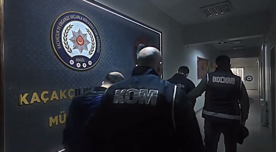bingol merkezli 5 ilde dolandiricilik operasyonu 10 tutuklama 1 rDKI9Kr9