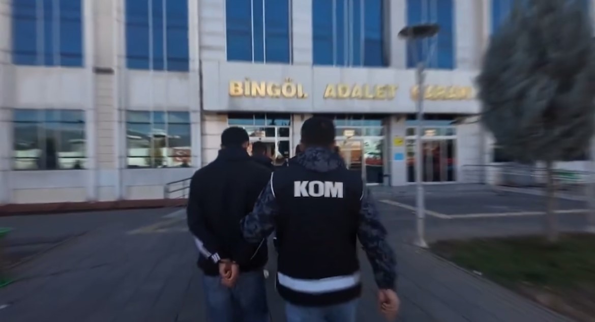 bingol merkezli 5 ilde dolandiricilik operasyonu 10 tutuklama 2 RJjEVQuV