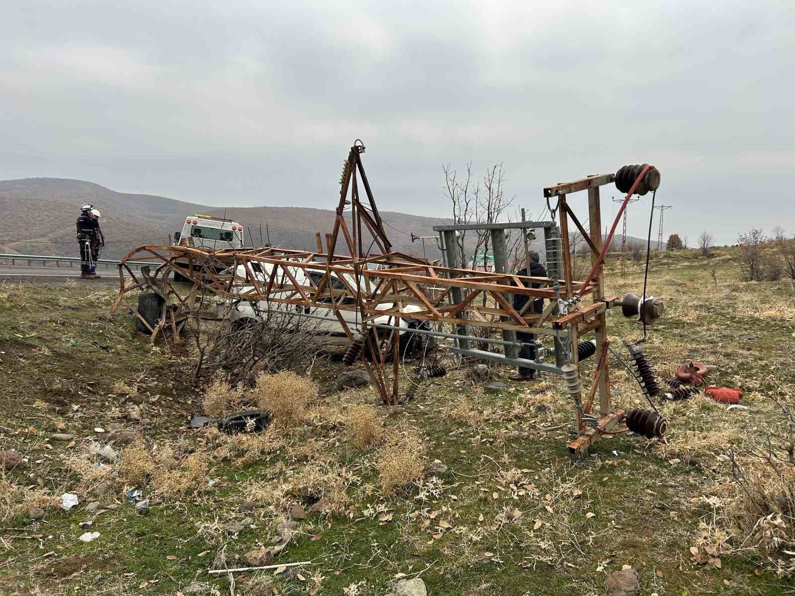 Bingöl trafik kazası: 2 yaralı 5 bingol trafik kazasi 2 yarali 1 siNtFisr