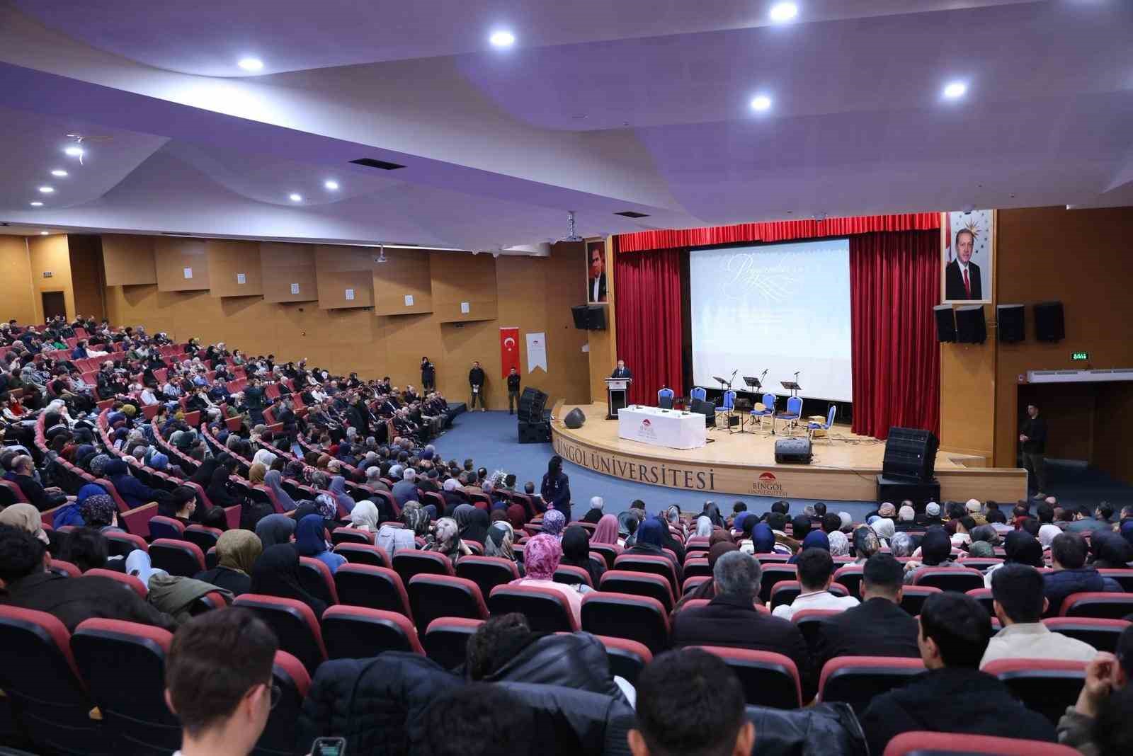 bingol universitesinde nat i serif yarismasi odul toreni duzenlendi 2 qhTw4upY