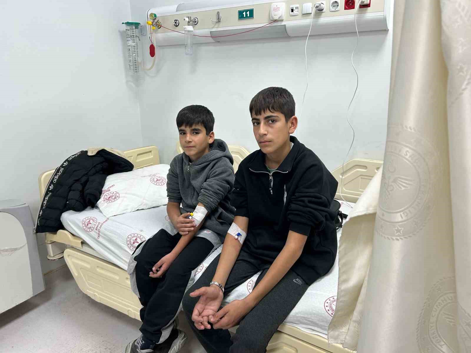 bingolde 120 ogrenci gida zehirlenmesi suphesiyle tedavi altina alindi 2 s2OtMVFZ