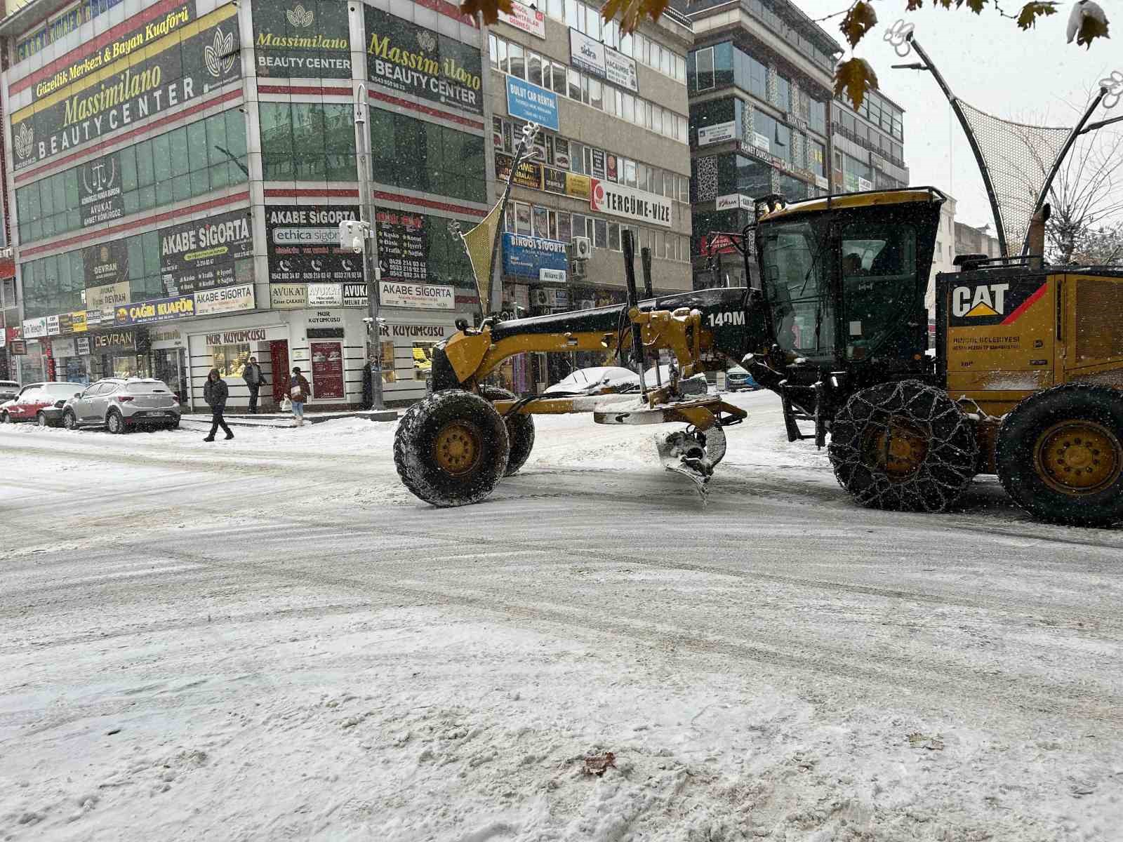 Bingöl’de beklenen kar yağışı başladı 4 bingolde beklenen kar yagisi basladi 0 Qpdc6Oym