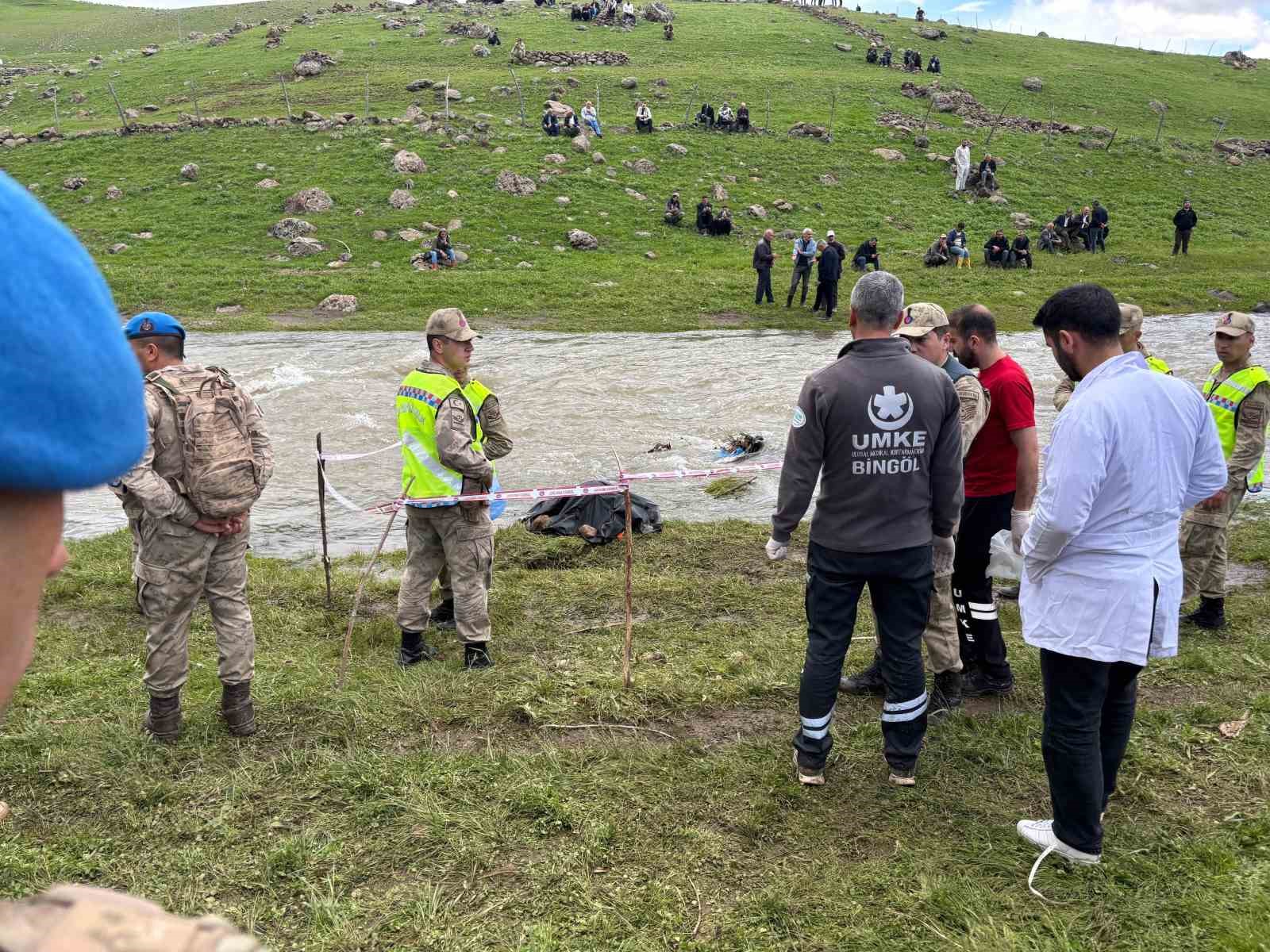 Bingöl’de kayıp emekli öğretmen derede ölü bulundu 5 bingolde kayip emekli ogretmen derede olu bulundu 1