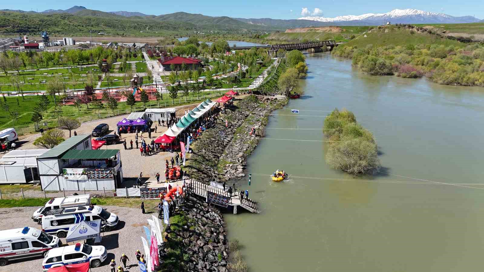 bingolde rafting soleni turkiye sampiyonasi coskuyla basladi 1 EFA3aTDD