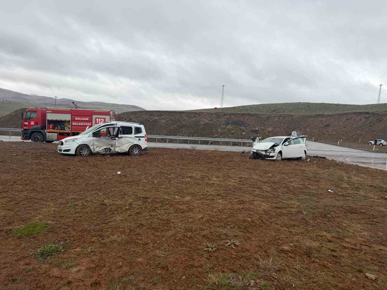 bingolde trafik kazasi 12 yarali 1 2A7Llj3j