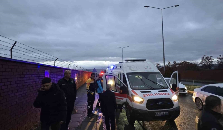 bingolde-trafik-kazasi-6-yarali-Gp6dGeTf.jpg