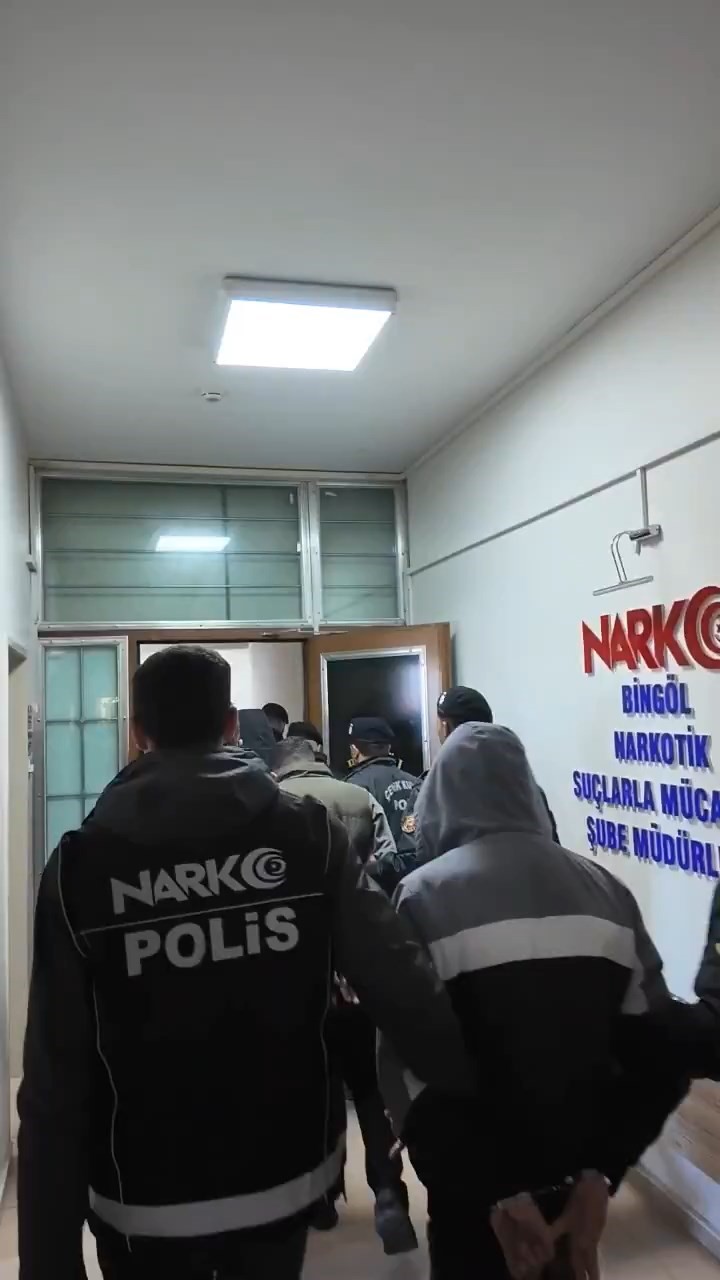 Bingöl’de uyuşturucu operasyonu: 6 tutuklama 5 bingolde uyusturucu operasyonu 6 tutuklama 1