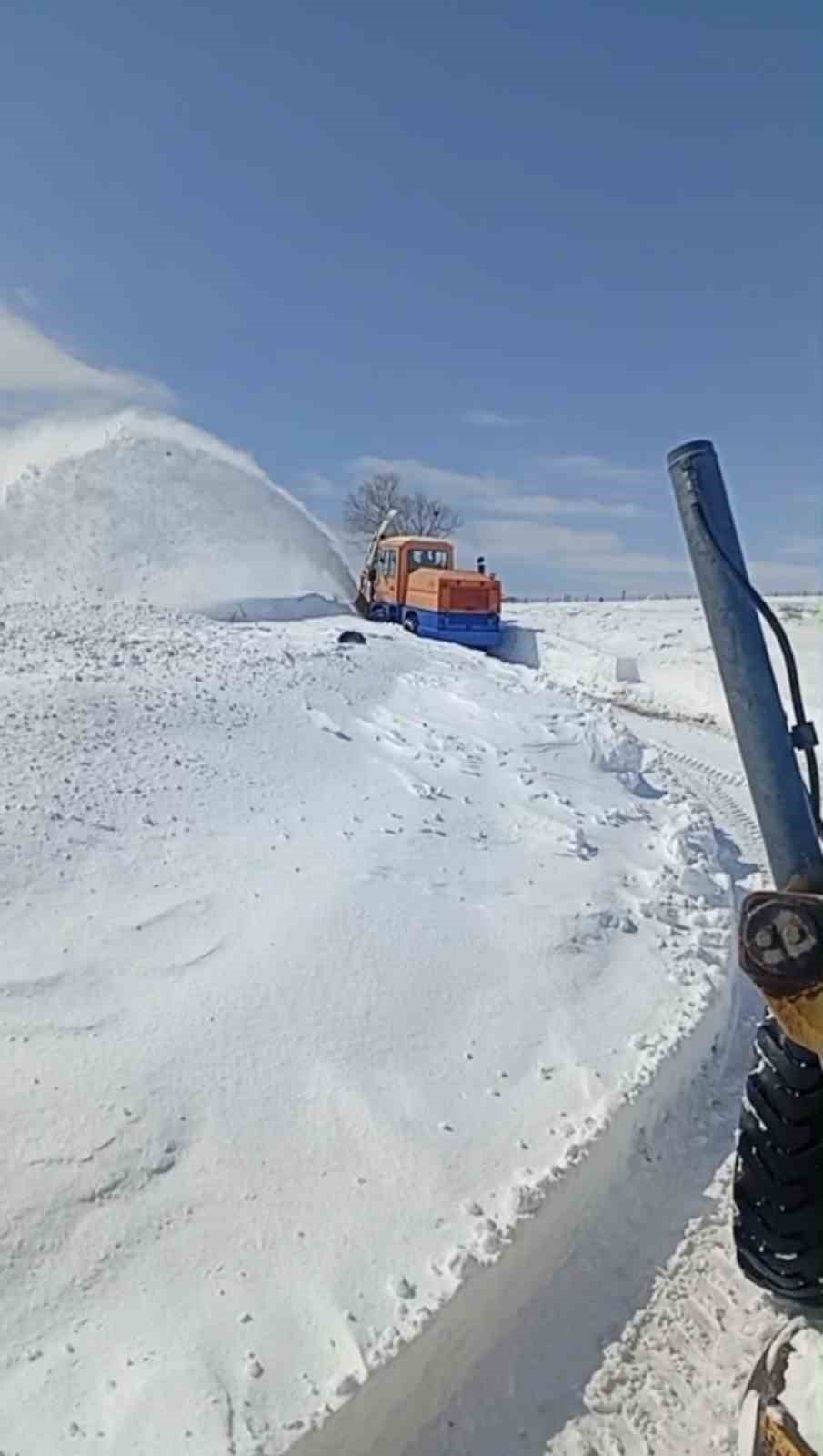 bingolde yol acma calismalari devam ediyor 1 Mu4jIetb