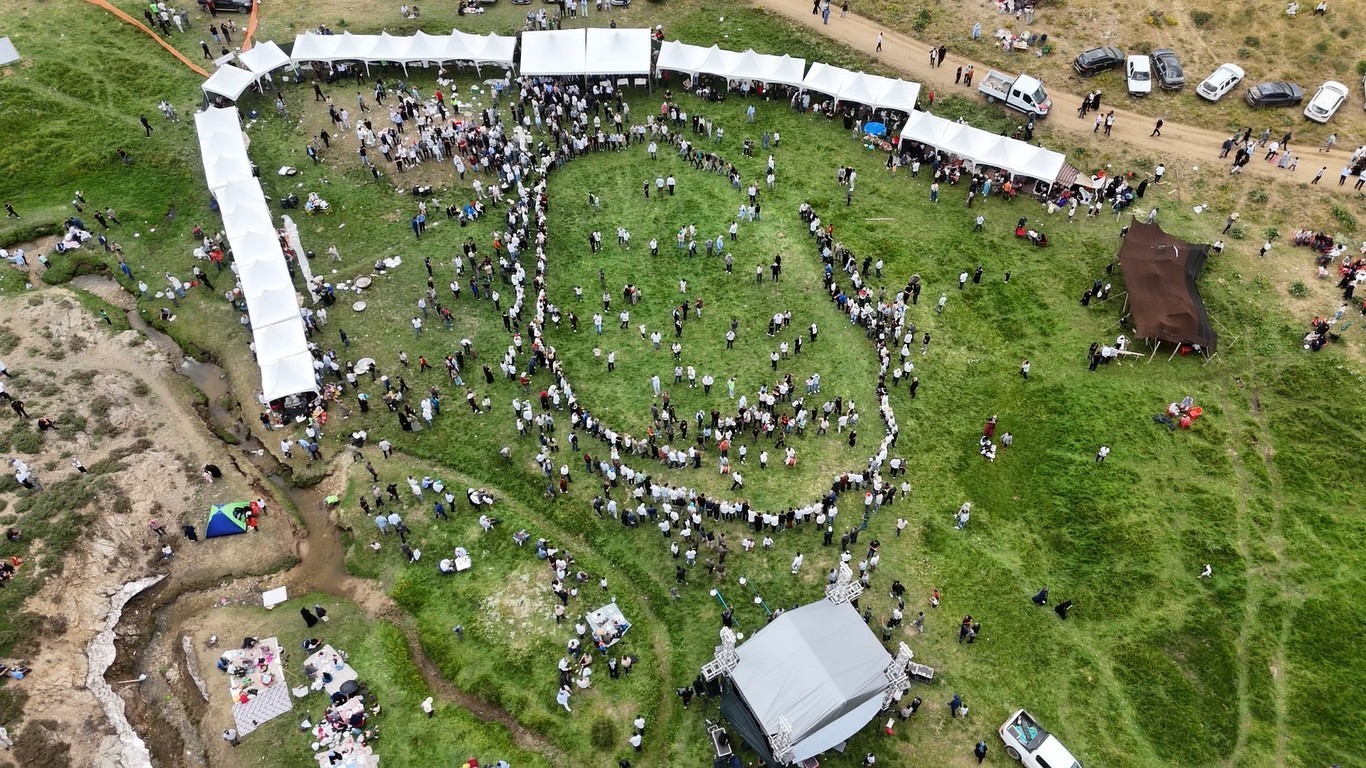 Bingöl’deki Çotla Festivali renkli görüntülere sahne oldu 5 bingoldeki cotla festivali renkli goruntulere sahne oldu 1 AyL29FqE