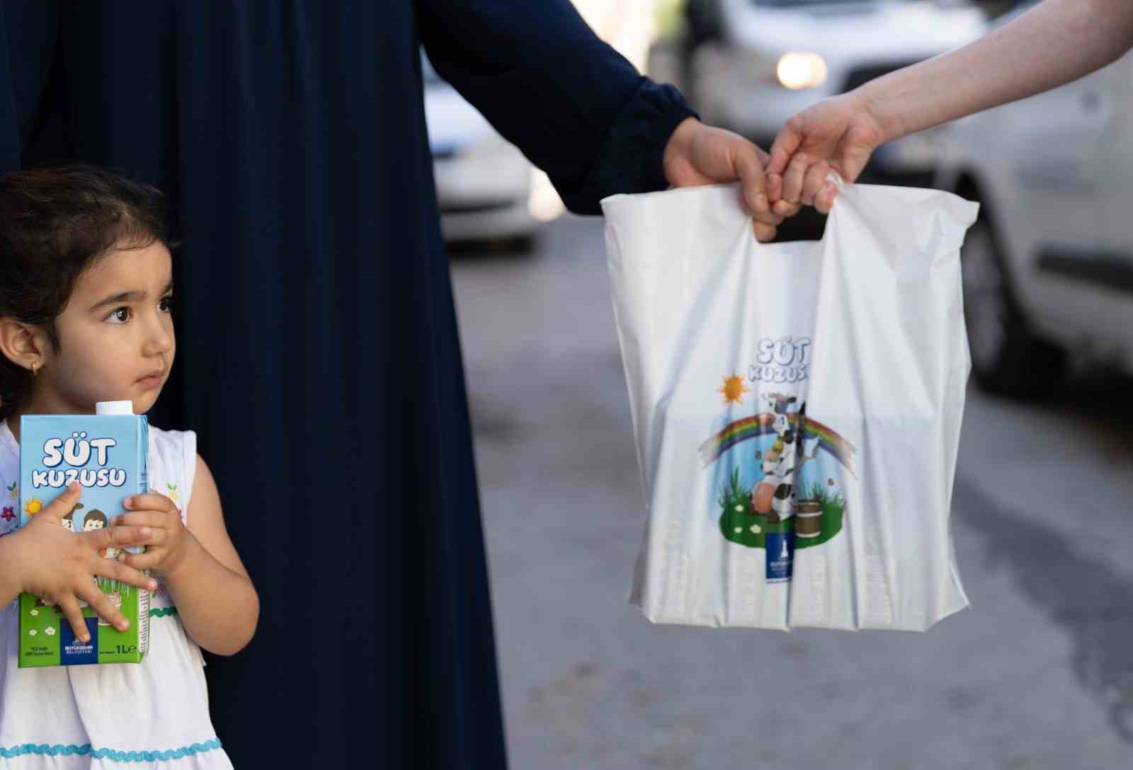 Binlerce çocuğa süt desteği başladı 6 binlerce cocuga sut destegi basladi 2