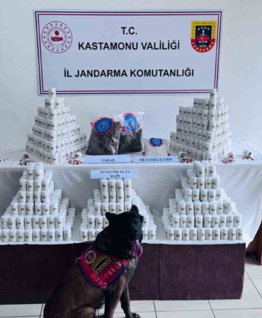 binlerce-hap-ve-uyusturucuyla-yakalanan-sanik-borcumu-odeyebilmek-icin-giristigim-bu-isi-elime-yuzume-3qTTnFjl.jpg