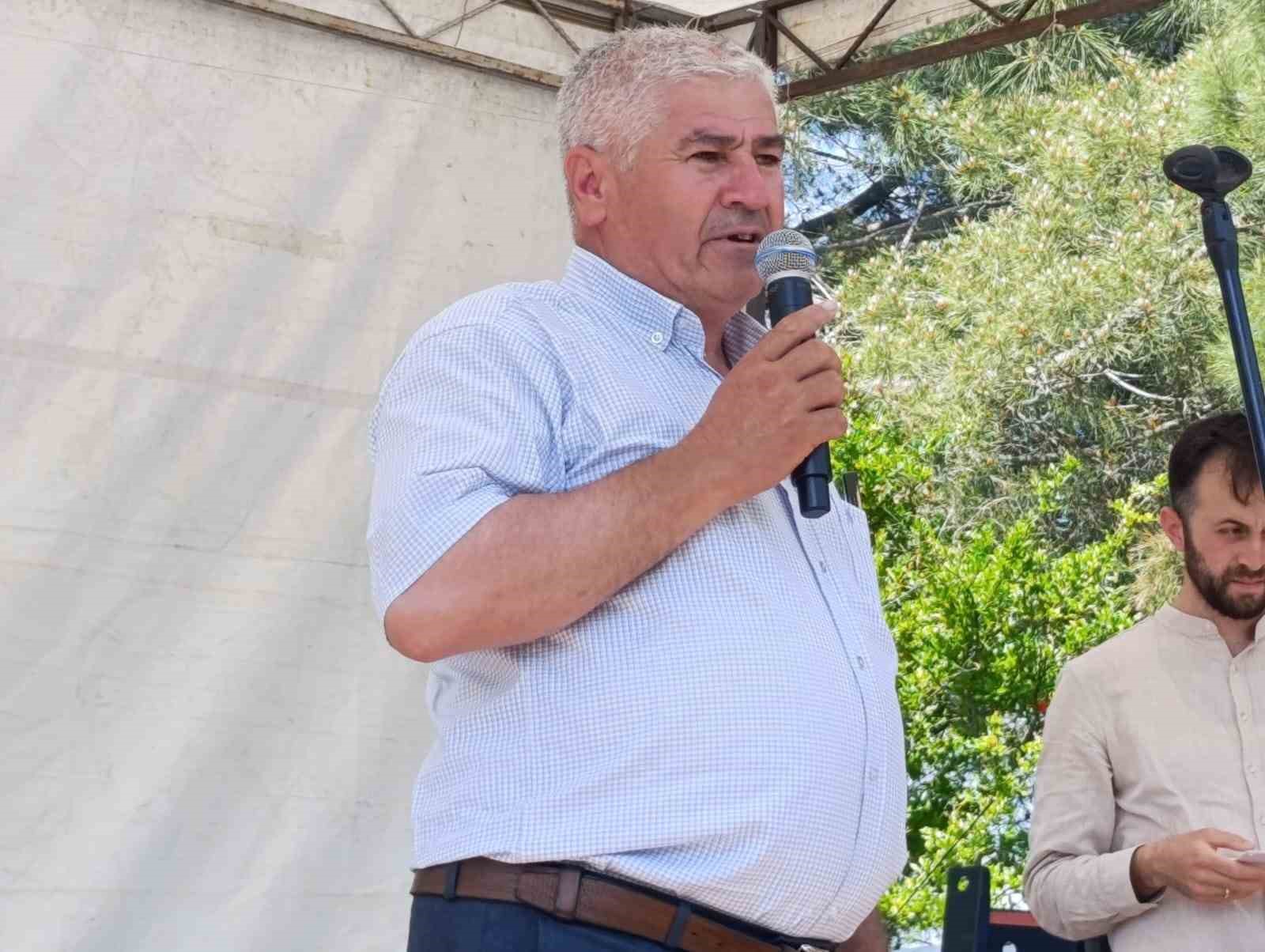 Binlerce insan Kiraz Festivali için Börez’e akın etti 5 binlerce insan kiraz festivali icin boreze akin etti 1 mpvkc9aO