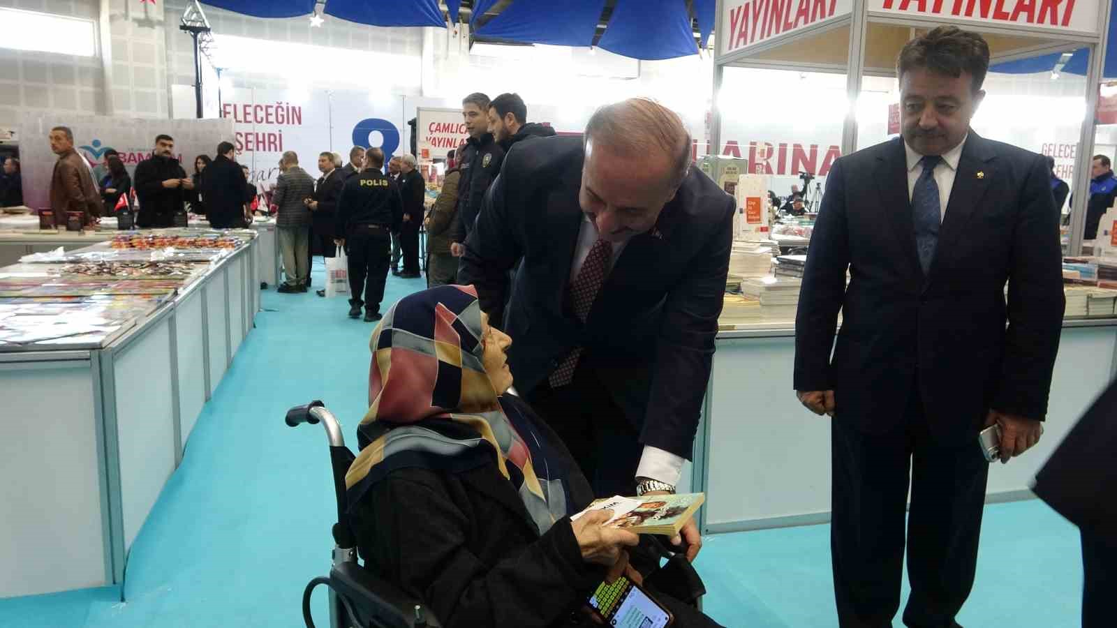 binlerce kitapseveri yazarlariyla bulusturacak 8 isparta kitap fuari acildi 3 hfwtnOlJ