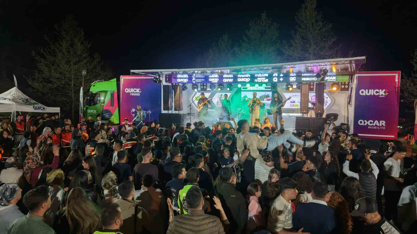 binlerce motosiklet tutkunu kadirliandirin motofestte bir araya geldi 3 DWllrEKR
