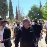 binlerce-yahudi-yerlesimci-mescid-i-aksaya-girdi-Qegiftwt.jpg
