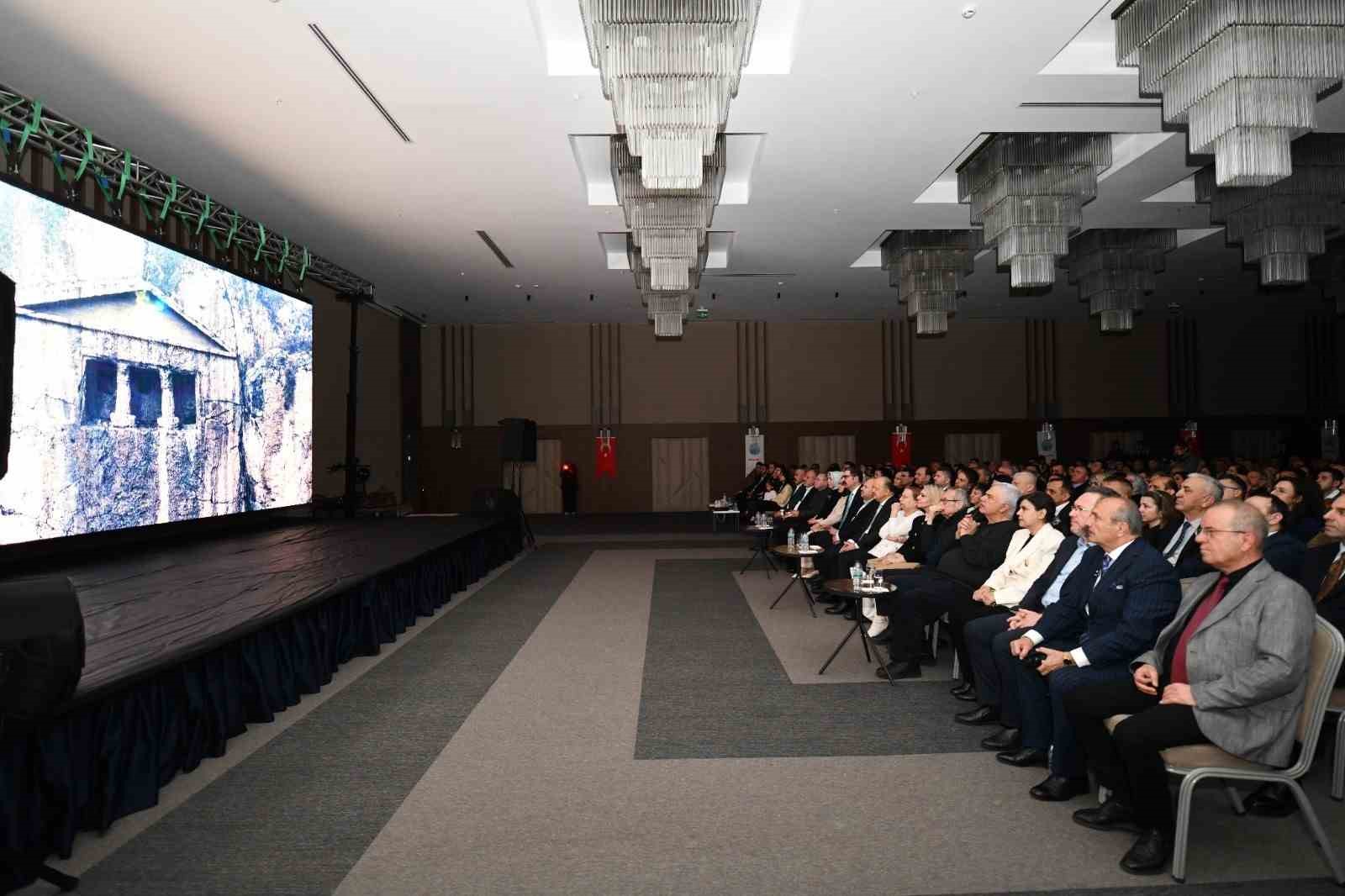 binlerce yillik tarihe yapay zekayla isik tutulan filmin galasina yogun ilgi 0 Q5NUAutn