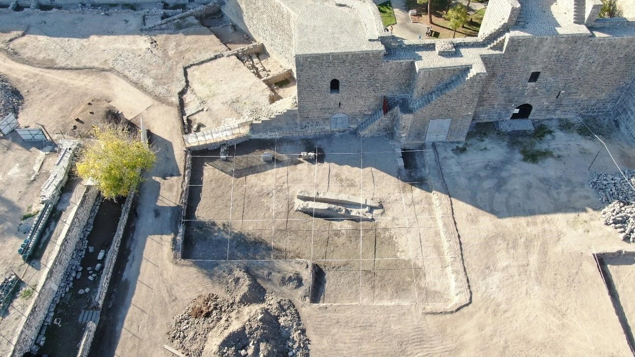 bir asirdir toprak altinda olan diyarbakir surlarinin 135 metresi gun yuzune cikartildi 4 zDuF7DgA
