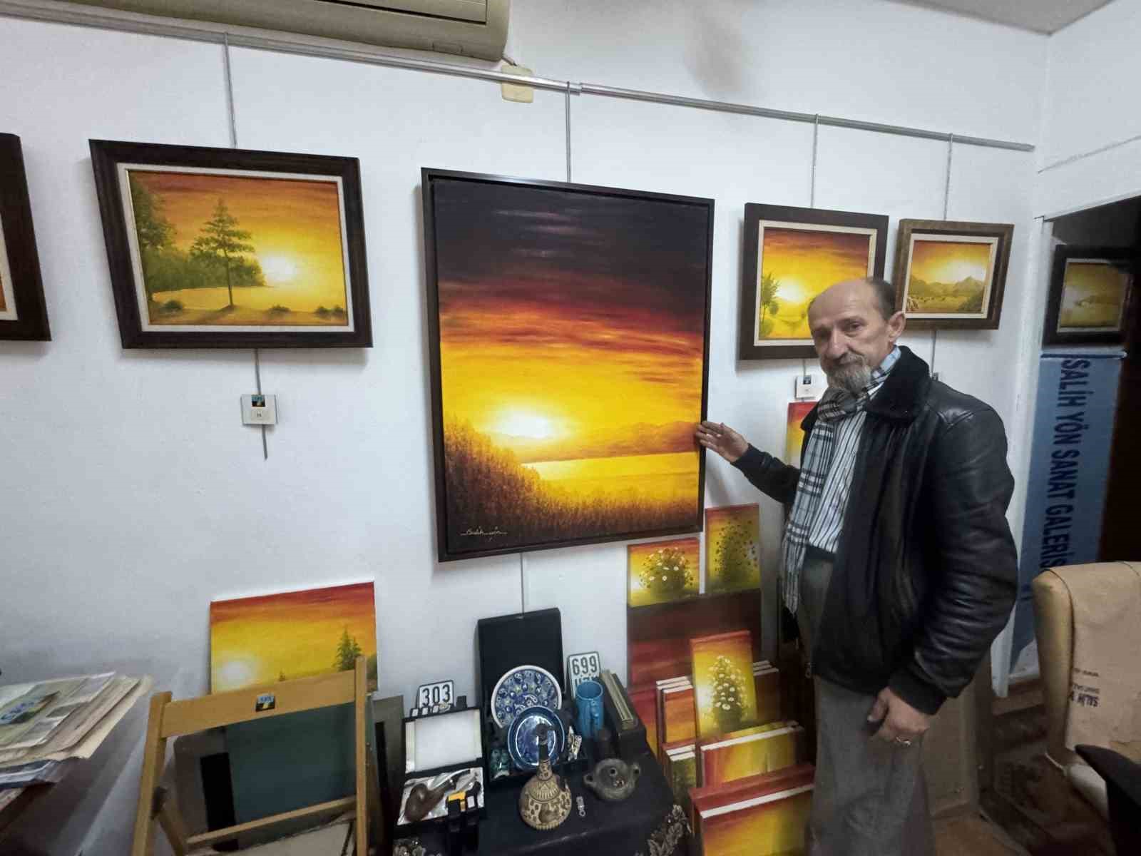 bir biskuvi kutusuyla basladi 15 bine yakin parcadan olusan etnografya koleksiyonuna donustu 4 L8uqBUjK