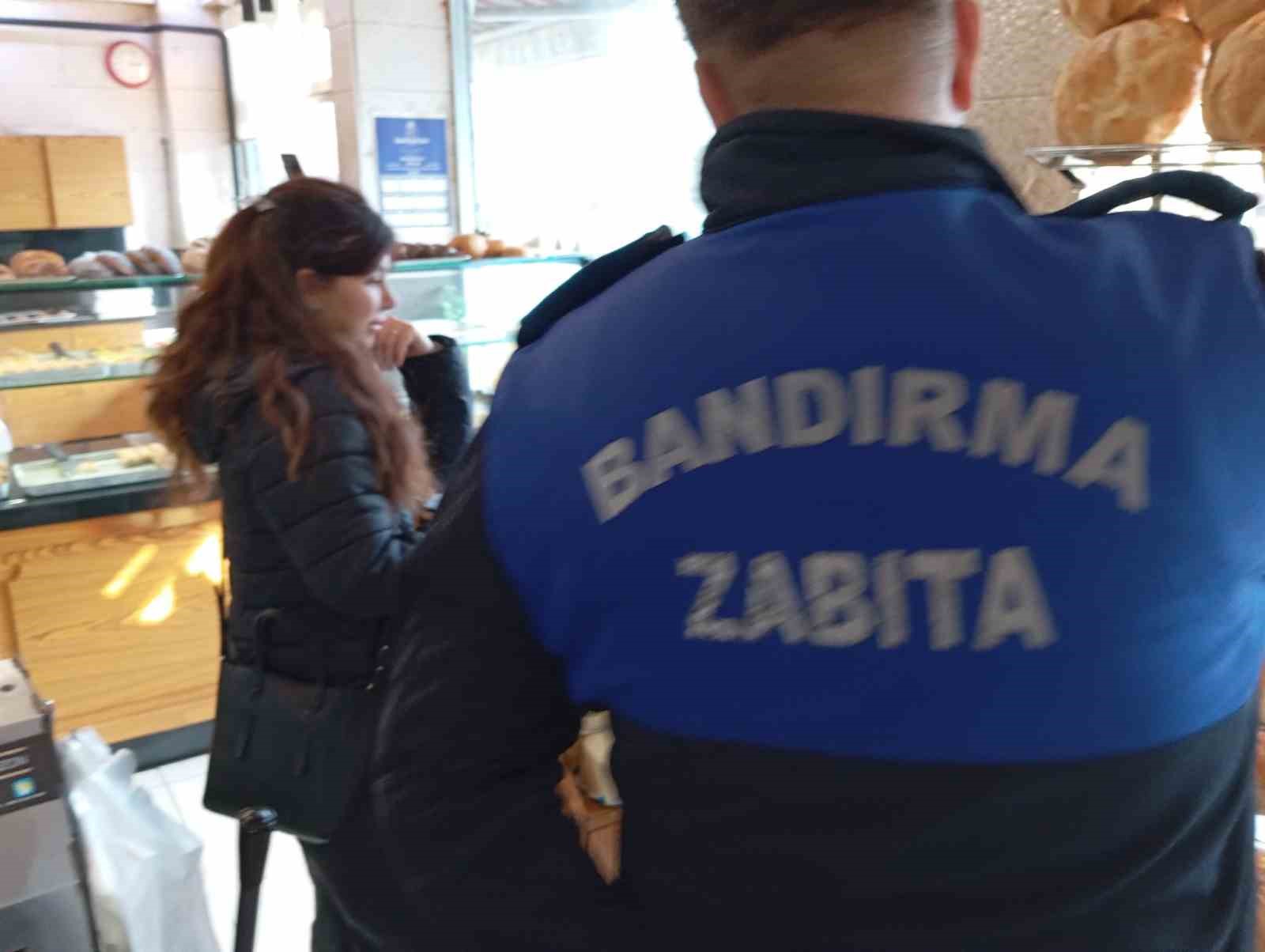 bir isirikta sok kurabiyeden sigara izmariti cikti 1 527zXv7F