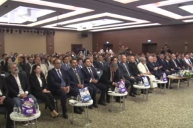 Bakan Ersoy’dan Fatih Külliyesi Haziresi’ne anlamlı ziyaret 2 thumbnail