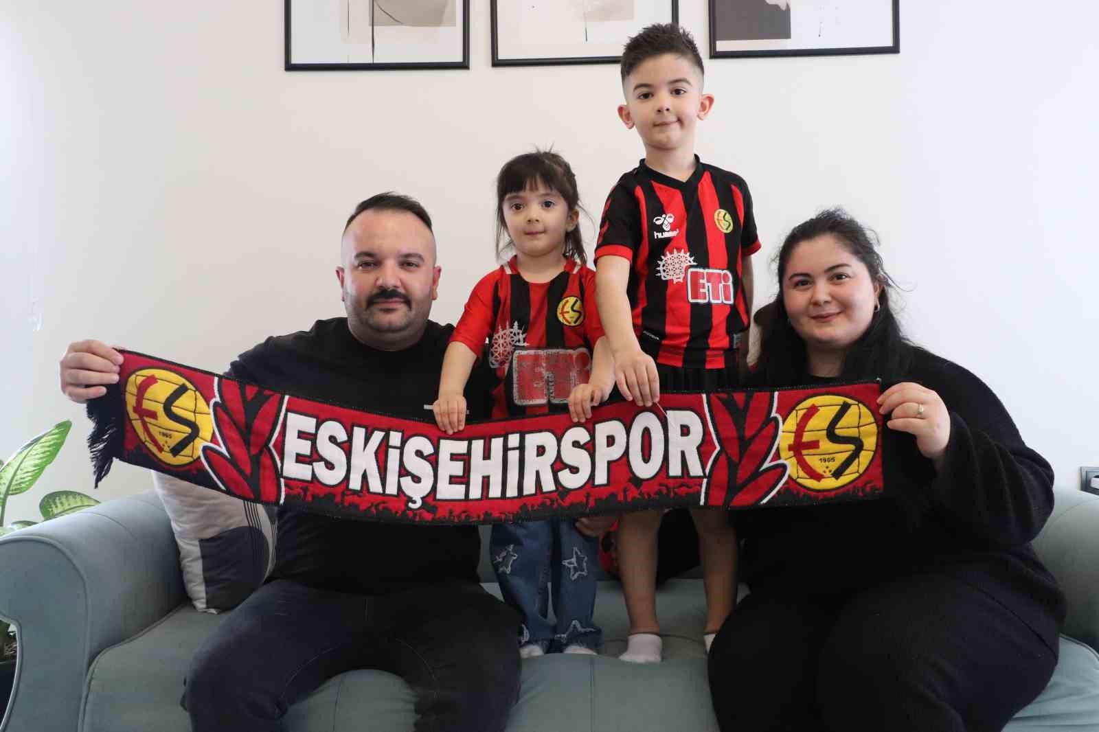 biriktirdigi tum parasini sampiyonluk icin bagisladi 0 7nfnaaAQ