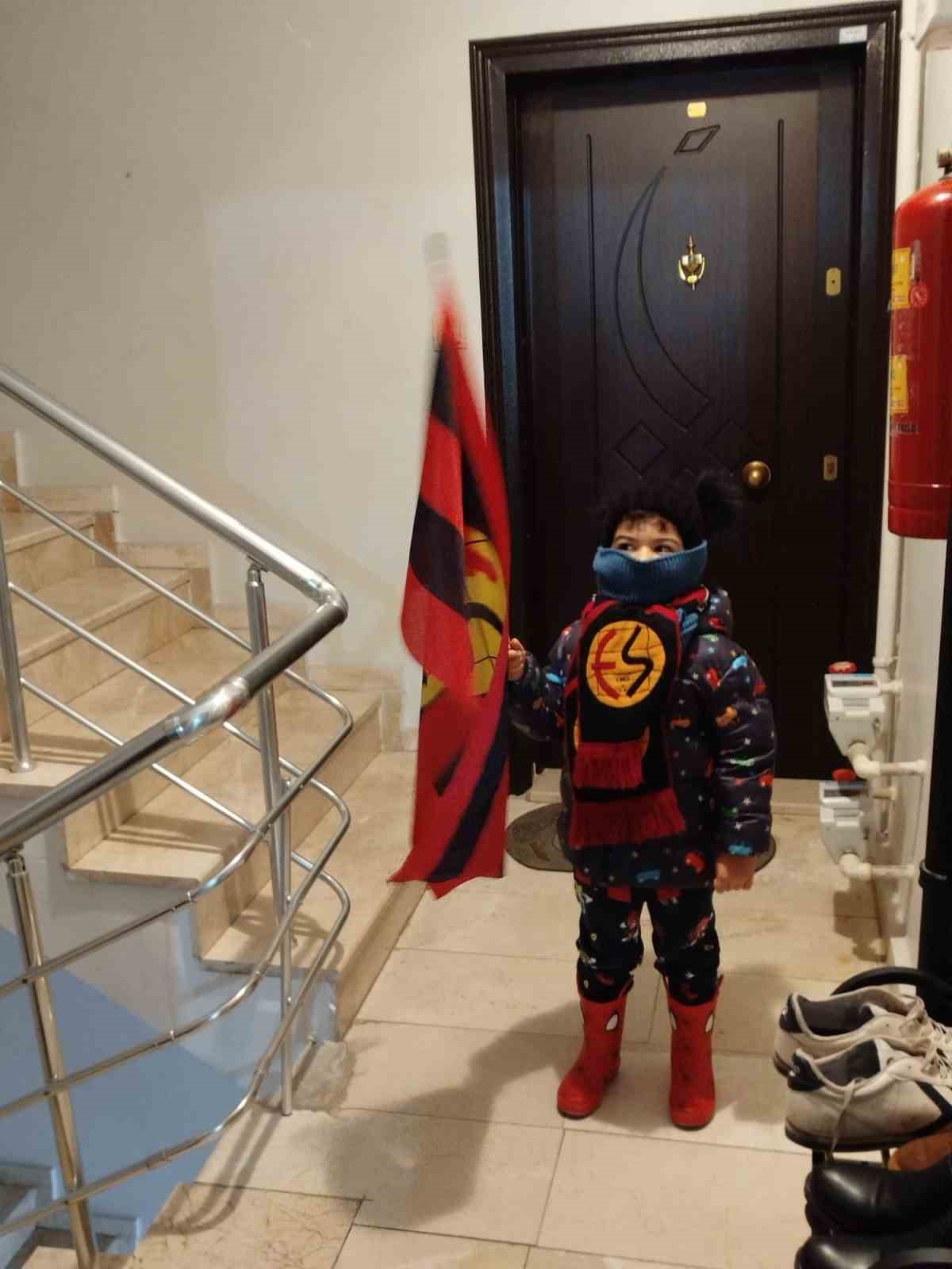 biriktirdigi tum parasini sampiyonluk icin bagisladi 5 MdiNq3Mr