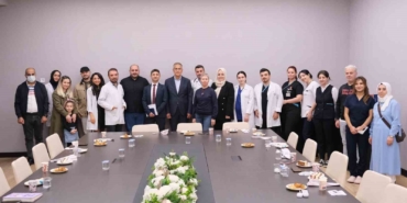biruni-universitesi-tip-fakultesi-hastanesinde-100uncu-kemik-iligi-nakli-gerceklestirildi-Ujn2cdOg.jpg