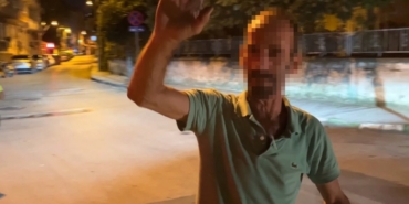 bisikletiyle-polislerin-yanina-geldi-20-kat-alkollu-cikti-kameraya-sarki-soyledi-XcP1G7q7.jpg