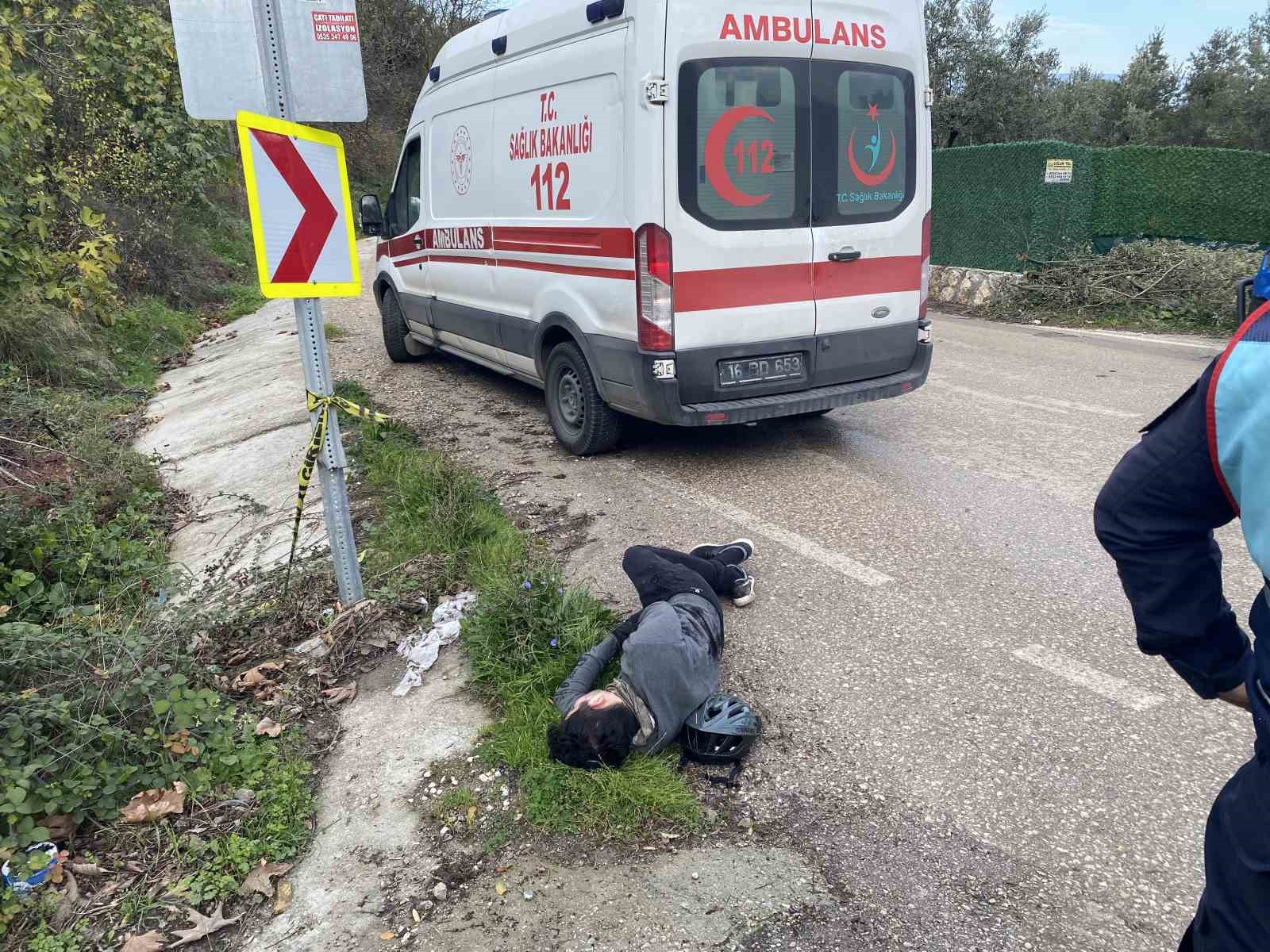 bisikletli surucu faciadan boyle donduyarali kurtuldu 0 6lZXG5pC