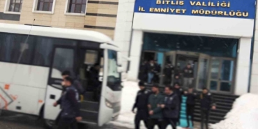 bitlis-merkezli-yasa-disi-bahis-operasyonunda-24-kisi-tutuklandi-R3kMTjKB.jpg