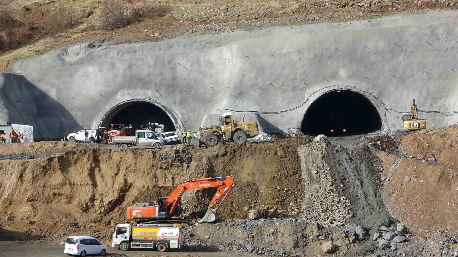 bitlis van ve diyarbakir arasinda ulasimin konforunu artiracak projeler hizla suruyor 2 qO4cjRlU