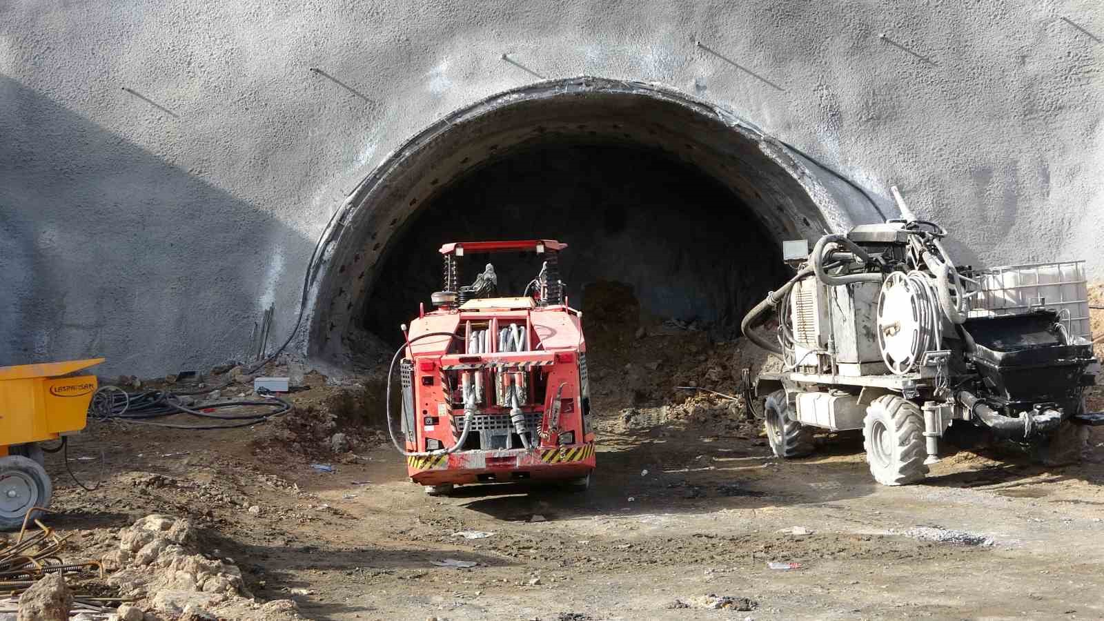 bitlis van ve diyarbakir arasinda ulasimin konforunu artiracak projeler hizla suruyor 4 zS6hGi9j