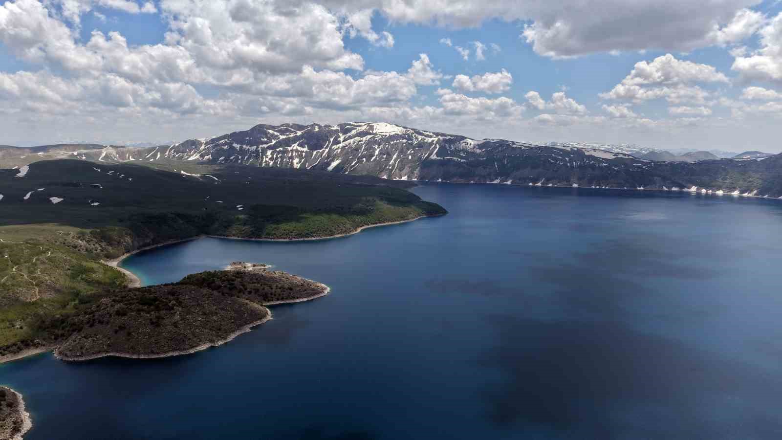 Bitlis’in doğa harikası Nemrut’ta hafta sonu hareketliliği 7 bitlisin doga harikasi nemrutta hafta sonu hareketliligi 3 NSQf6eZU