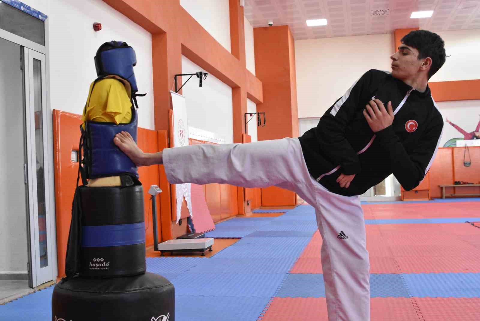 bitlisli taekwondocu nurcihan ekincinin hedefi 2032 paralimpik oyunlari 11 W4eQZds1