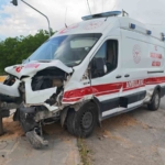 bitliste-ambulans-ile-otomobil-carpisti-10-yarali-xl8W3Vl1.jpg