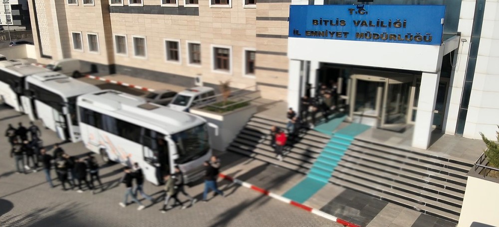 bitliste bahis operasyonu 46 kisi tutuklandi 1 LEcTPzDd
