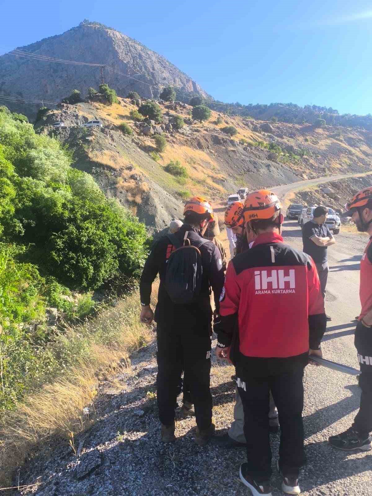 bitliste derede kaybolan 13 yasindaki cocugu arama calismalari suruyor 3 KYkBdurj