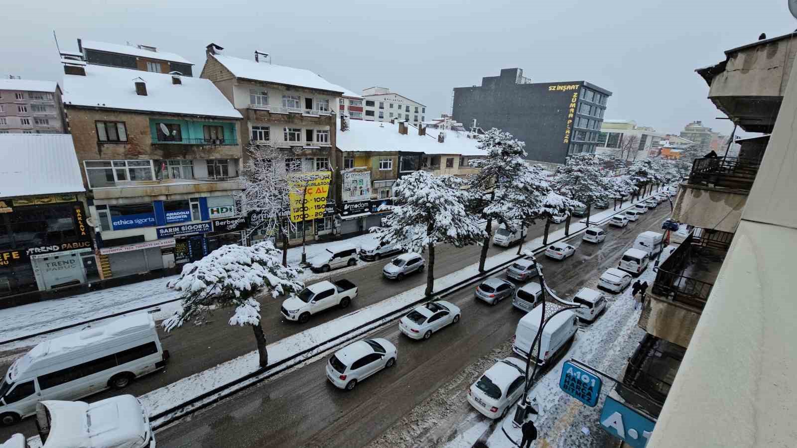 bitliste kar surprizi nisan ayinda kent beyaza burundu 10