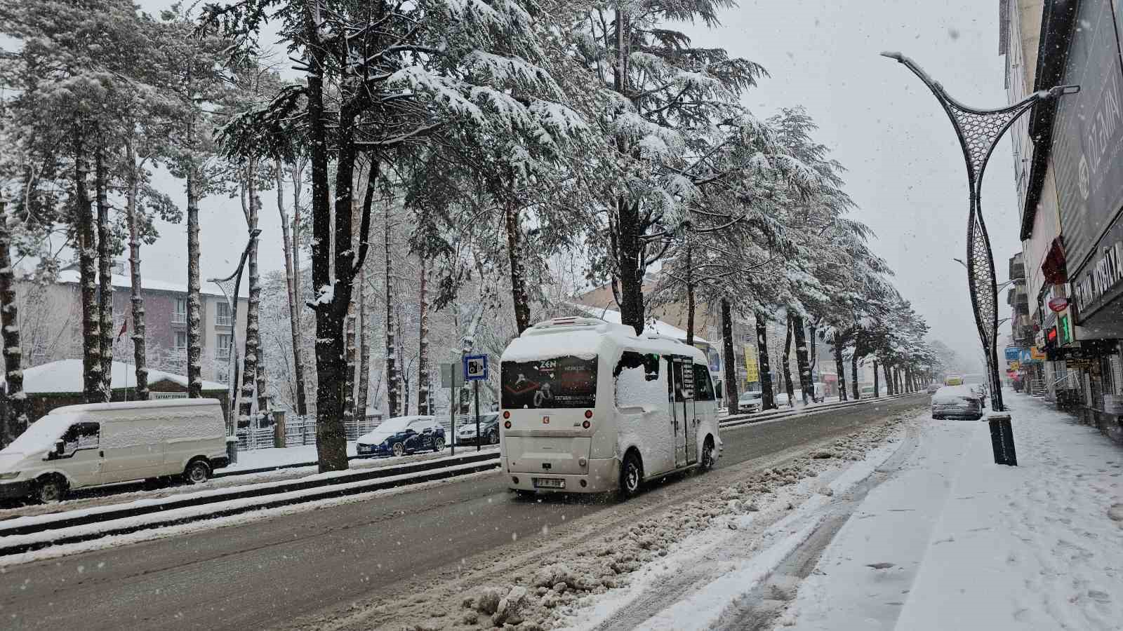 bitliste kar surprizi nisan ayinda kent beyaza burundu 9 hZ7fWNBg