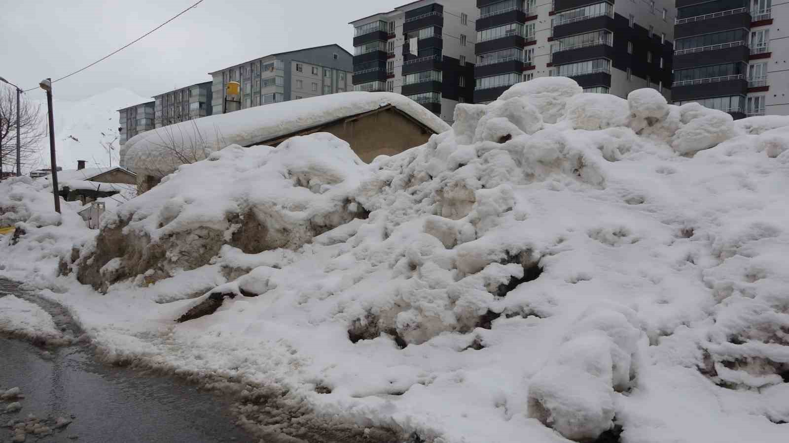 bitliste kar yiginlari kardan kaleye donustu 11