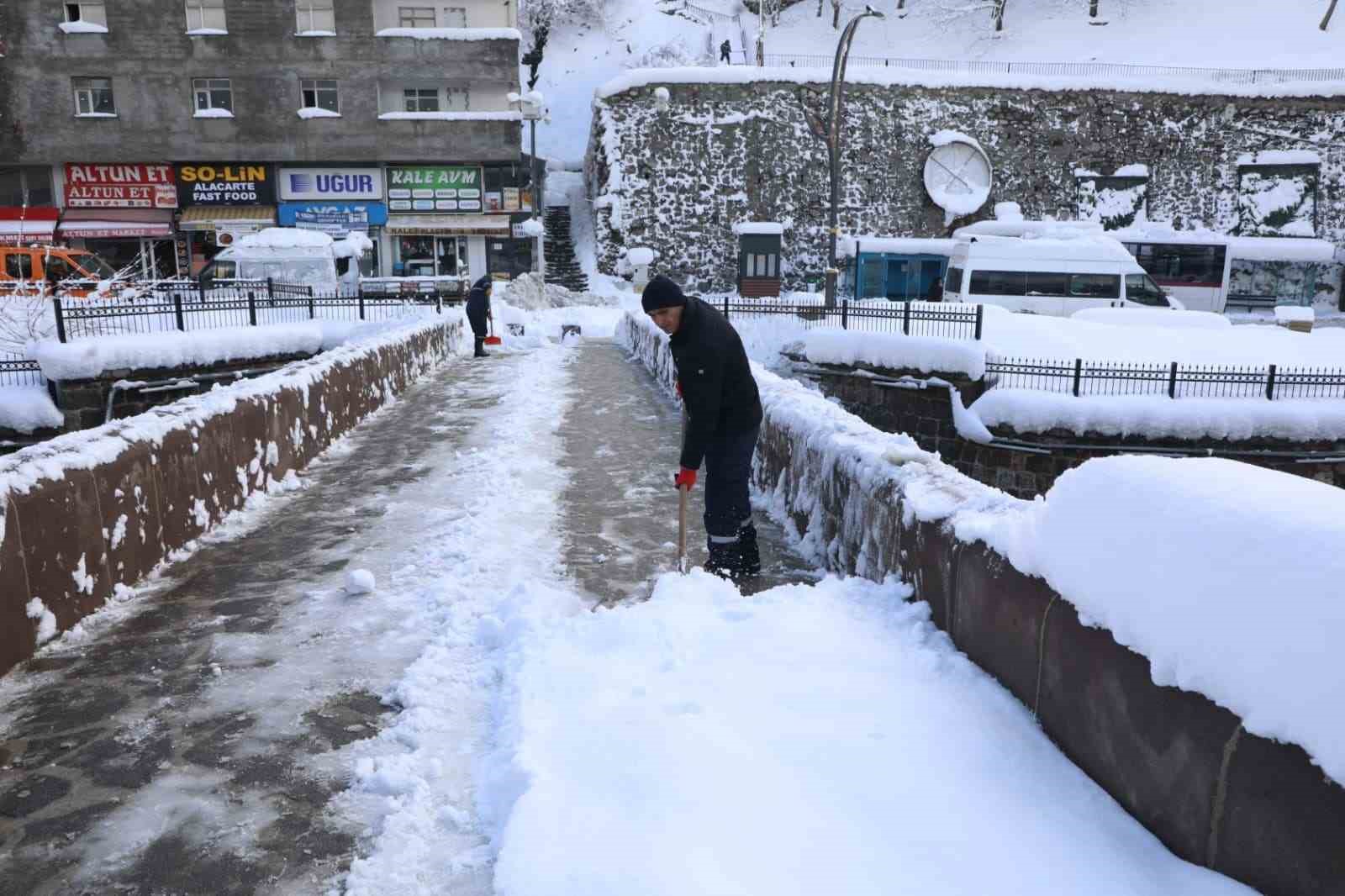 bitliste karla mucadele calismalari araliksiz surduruyor 7