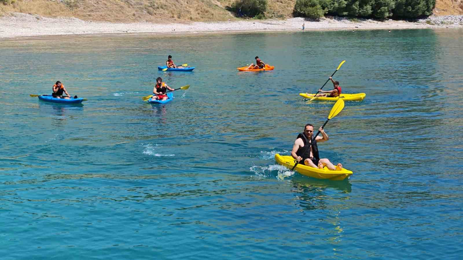 bitliste ogrenciler van golunun derinliklerini kesfediyor 4 EWNVgeOe