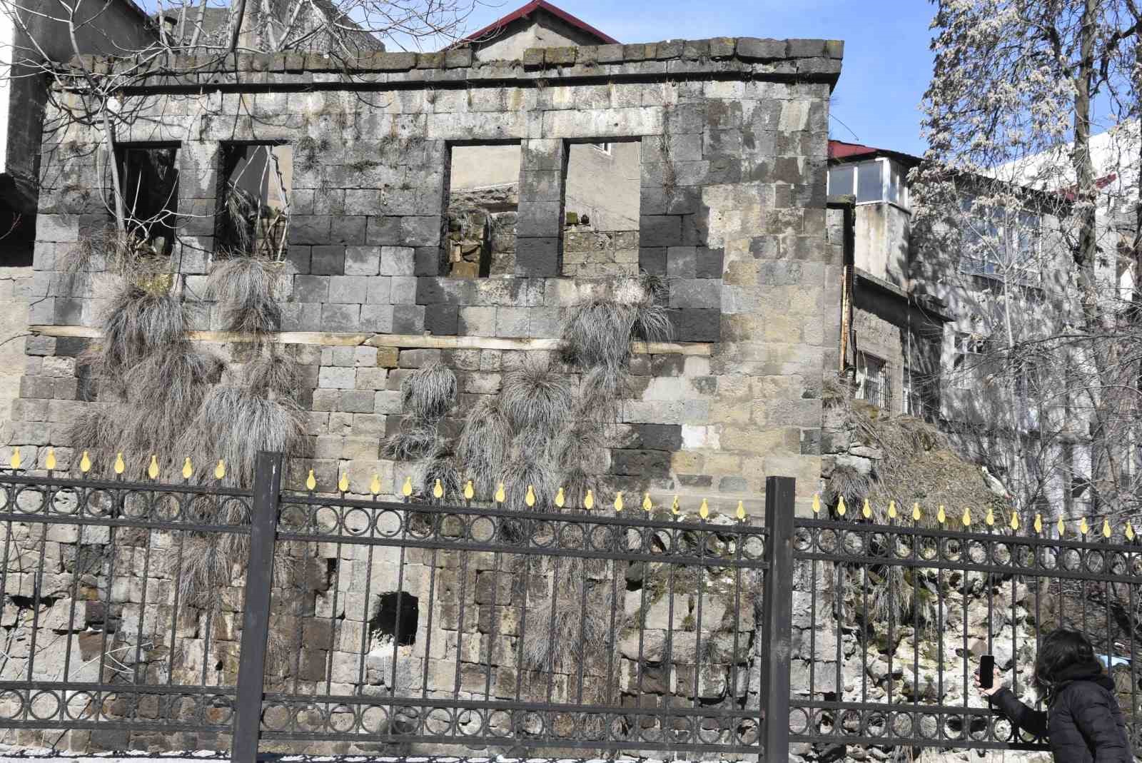 bitliste tarihi evler kisin ardindan alarm veriyor 1 cQWpqsFD