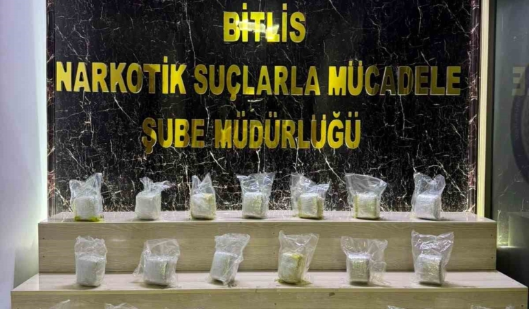 bitliste-yakit-deposuna-gizlenen-15-kilo-esrar-ele-gecirildi-skGeQRsq.jpg