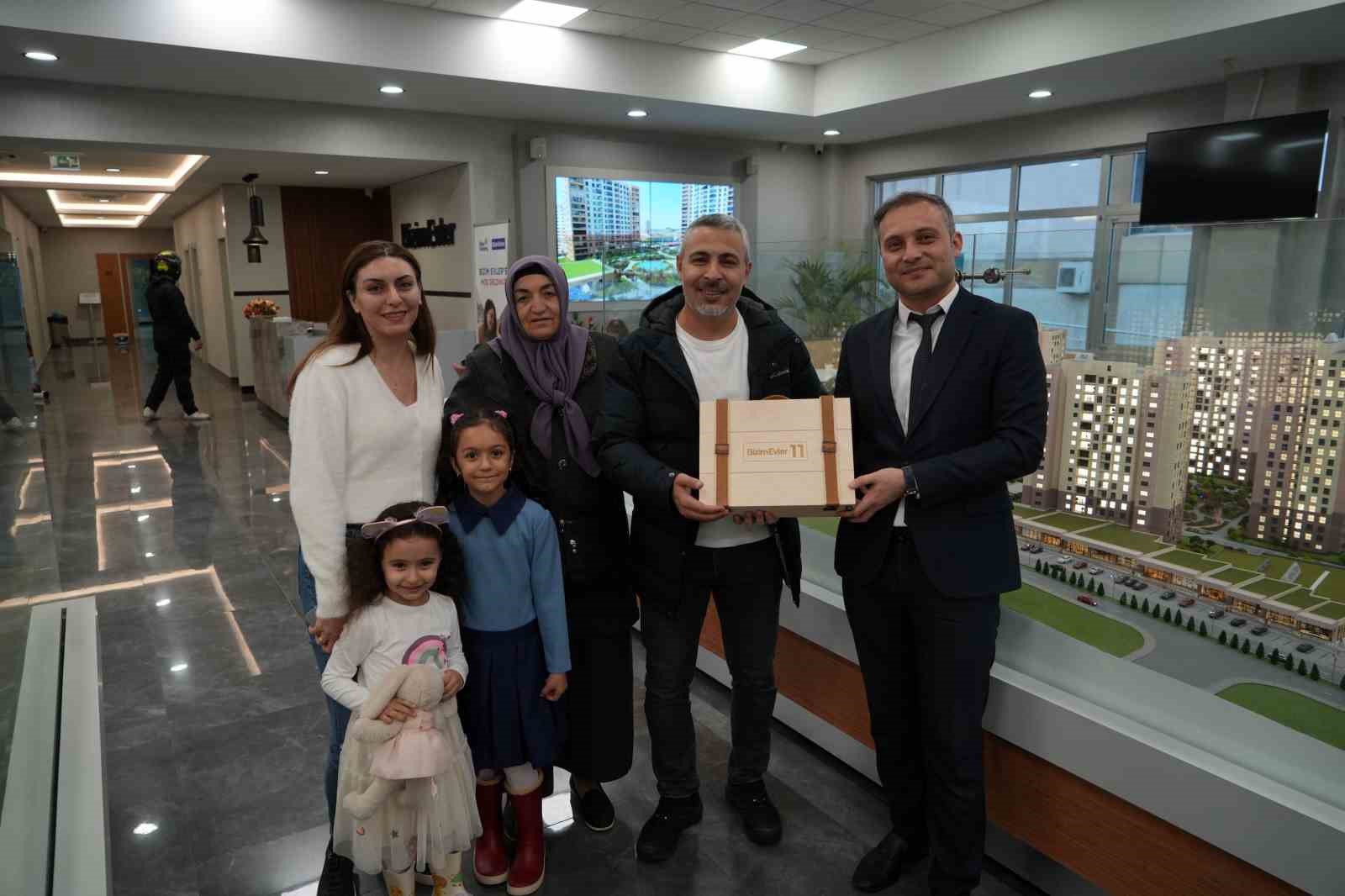 bizim evler 11 sahiplerine kavustu 1 Ihii1gpR