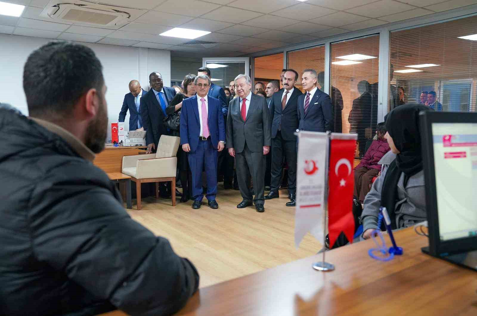 bm genel sekreteri guterres ankara il goc idaresi mudurlugunu ziyaret etti 0 kUDVmGWu