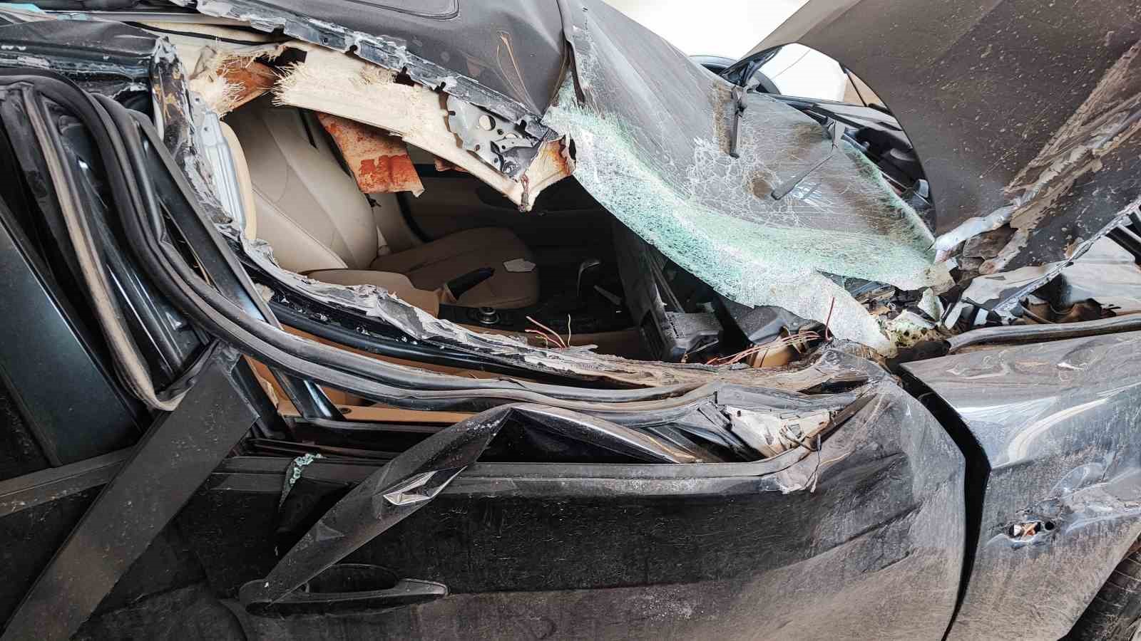 bmw ile olumden dondu milyonluk otomobil hava yastigi acmadi 3 q1KJk36J