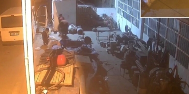 bobinaj-dukkanindan-350-bin-liralik-hirsizlik-R16EdrdV.jpg